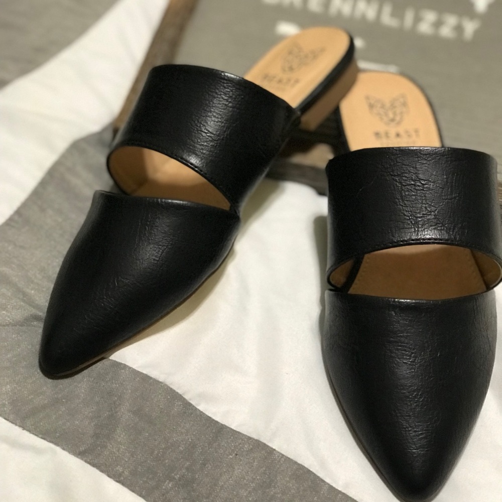 Black Mules Pointed Flats Sandals LAst 1 Size 8 - Picture 2 of 8